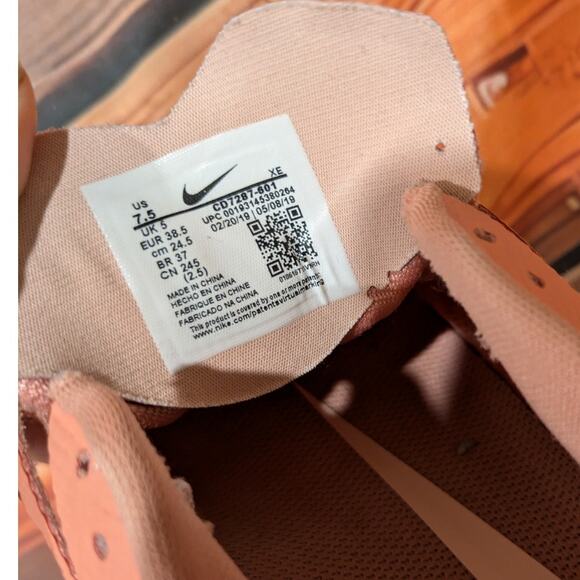 Nike Zoom Rival Fly - Coral/White size 7.5 - Picture 9 of 11